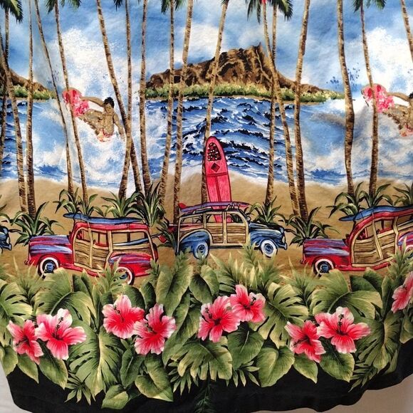 Royal Creations Hawaiian shirt - Picture 5 of 5